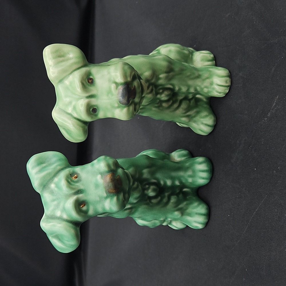 SYLVAC Scottie Scottish Terrier Dog Figurines